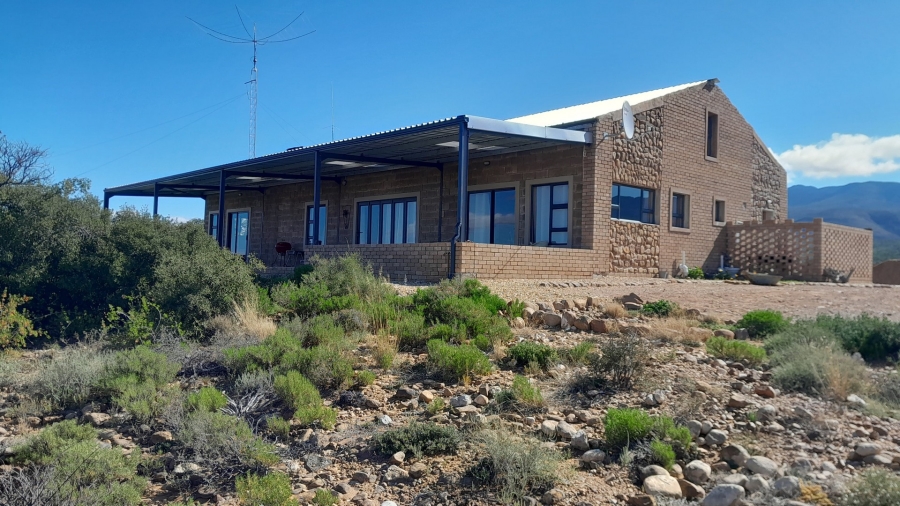 2 Bedroom Property for Sale in Ladismith Rural Western Cape